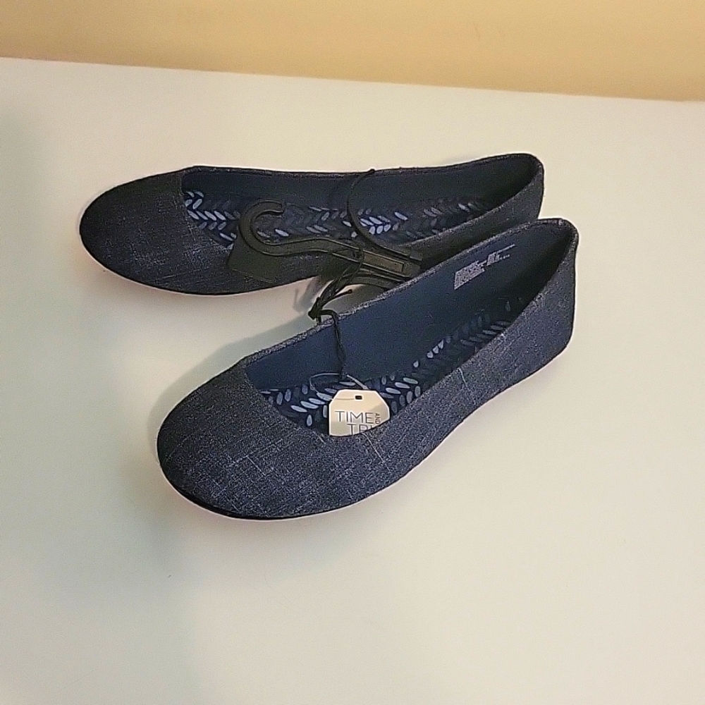 NWT Time and Tru denim flat ballet slippers